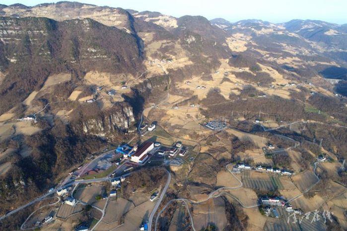 8、火燒坪鄉(xiāng)地貌航拍（郭寒 攝）